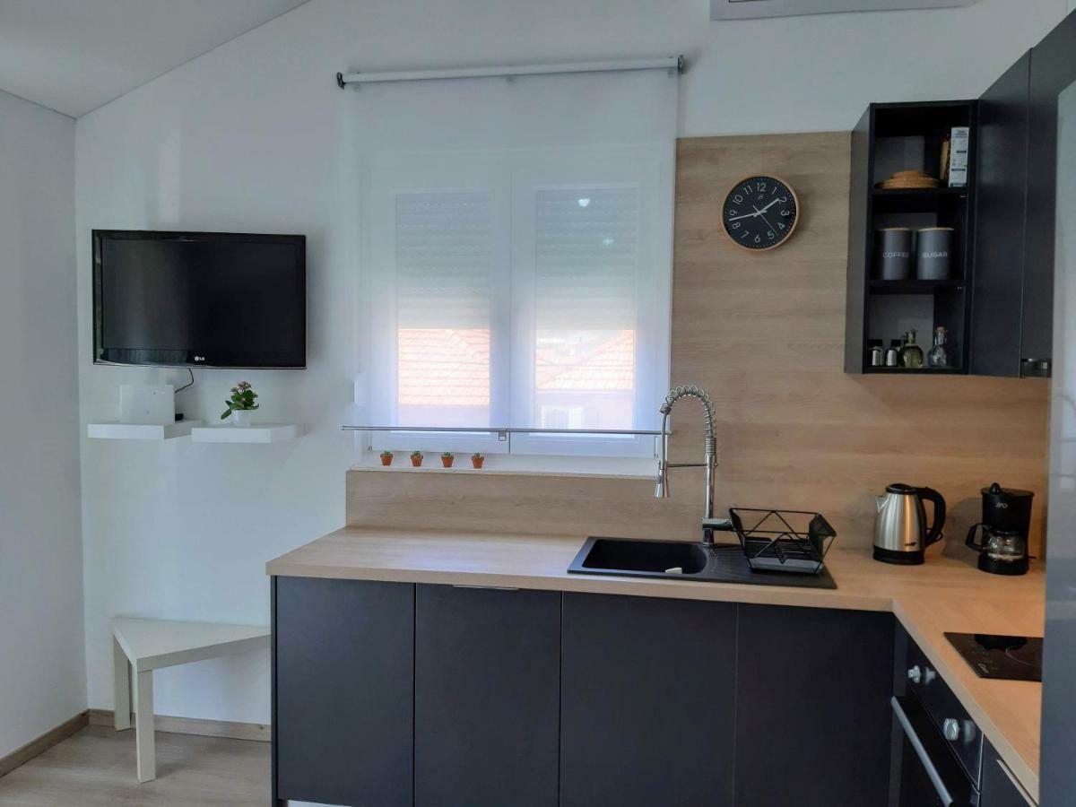 Apartment Pepina Водице Екстер'єр фото